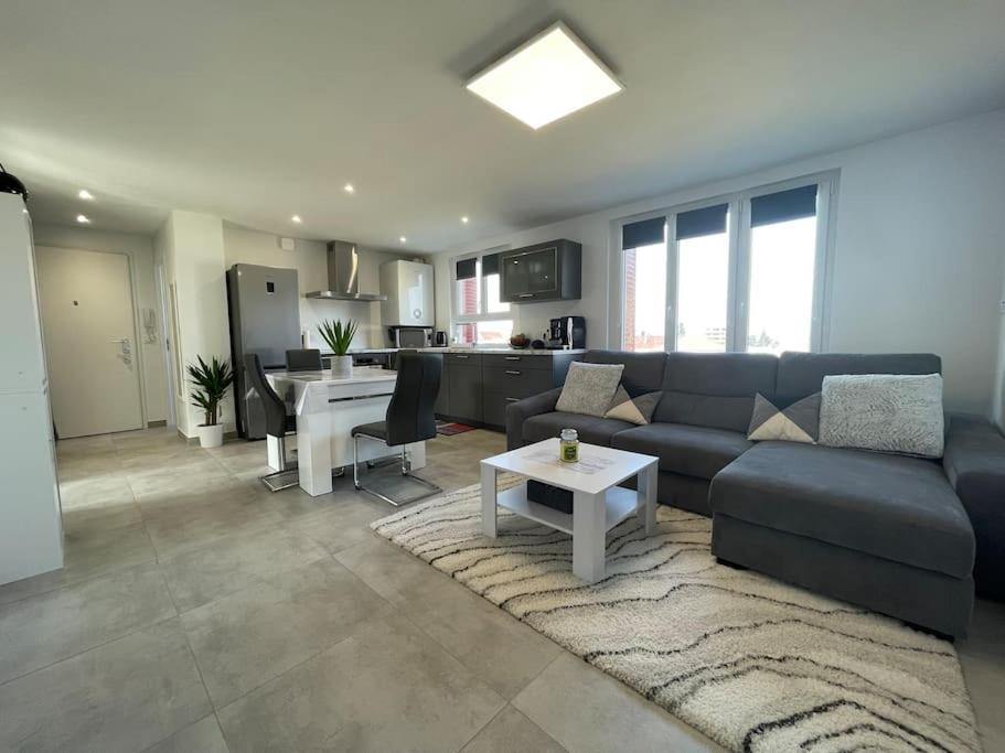 Appartement T3 En Centre-Ville De Thonon-Les-Bains Thonon-les-Bains Exterior foto